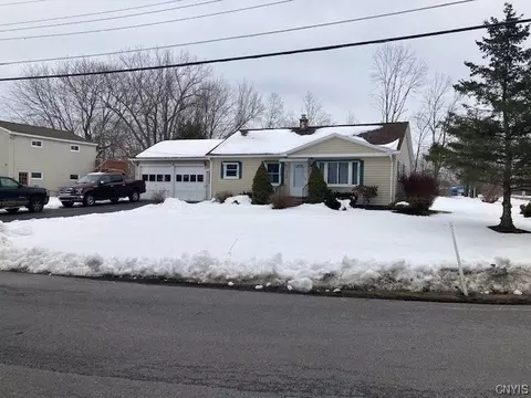 8966 Florence St, Brewerton, NY 13029