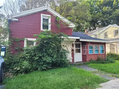 609 Turtle St, Syracuse, NY 13208