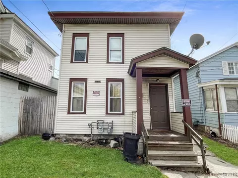 410 Union Pl, Syracuse, NY 13208