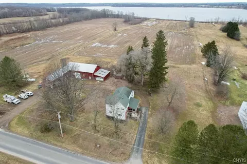 34-40 Lakeshore Rd, Granby, NY 13069