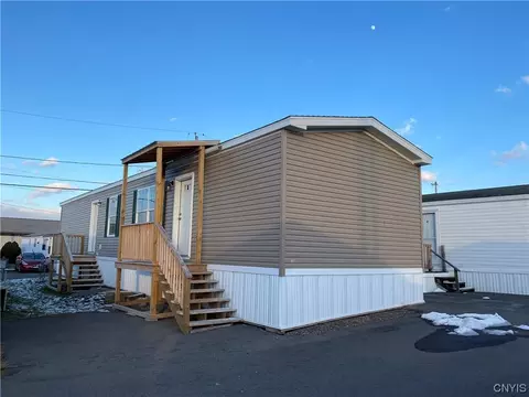 1705 Lemoyne Ave #C4, Salina, NY 13208