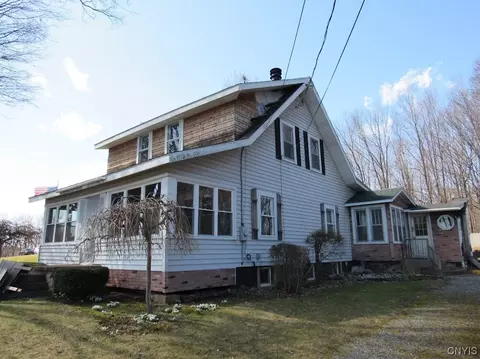 4221 Perretta Dr, Lenox, NY 13032