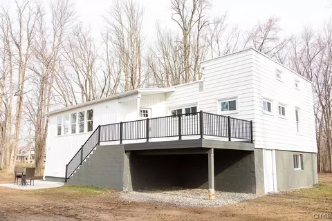 3508 Hayes Rd, Lysander, NY 13027