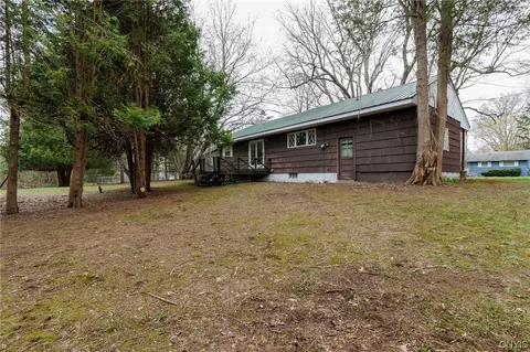 22205 Patricia Dr, Le Ray, NY 13601