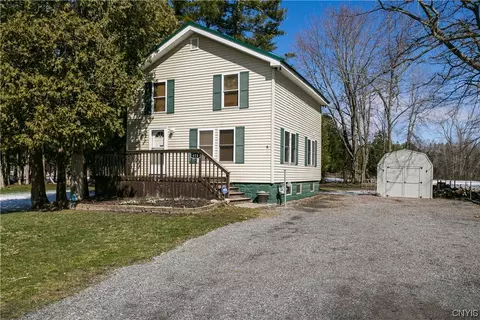 614 Fitch St, Oneida, NY 13421
