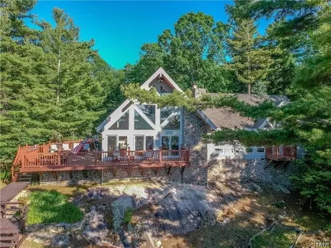 46783 Waterson Point Rd, Orleans, NY 13640