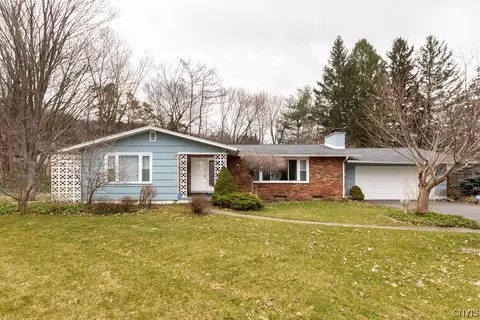 121 Munson Dr, Syracuse, NY 13205
