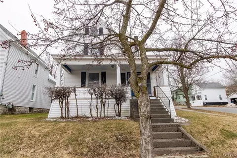 529 S Hamilton St, Watertown, NY 13601