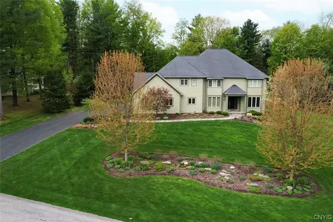 4253 Trout Lily Ln, Manlius, NY 13104