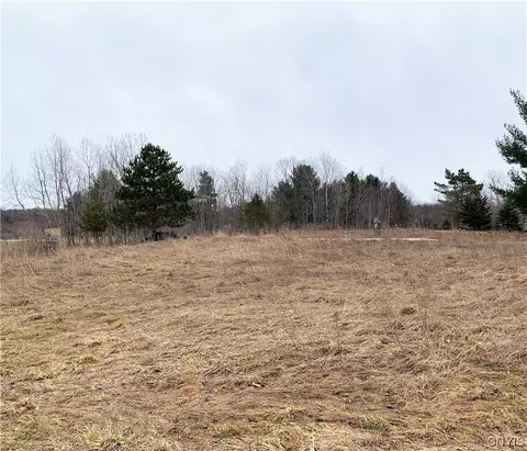 7300 Charnick Dr, Lorraine, NY 13659