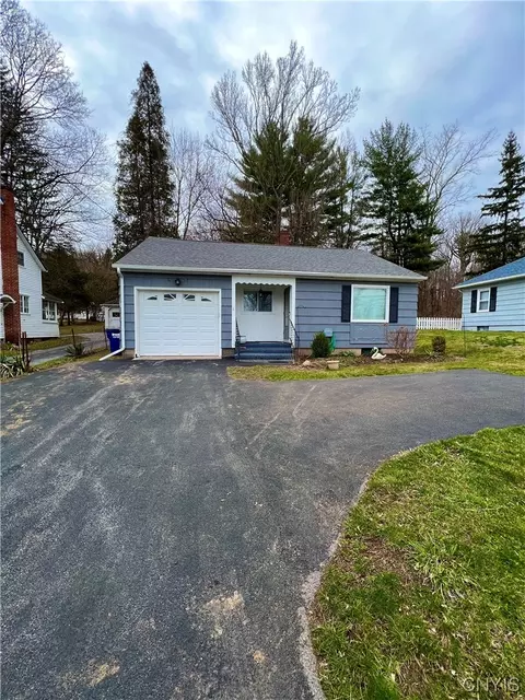 6195 W Lake Rd, Fleming, NY 13021