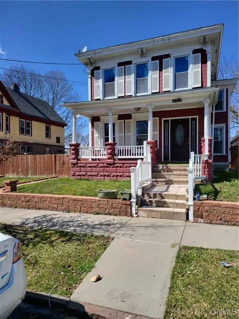 411 Douglas St, Syracuse, NY 13203