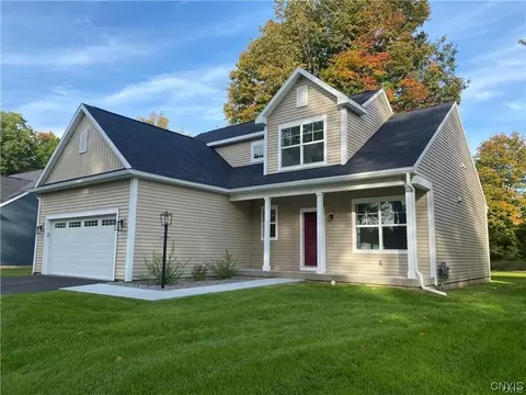 907 Park Dr, Rome, NY 13440