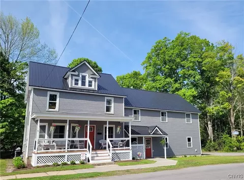 35 Slawson St, Manheim, NY 13329