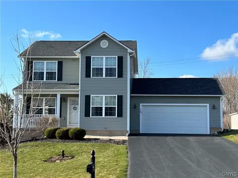 12 Laurens, Lysander, NY 13027