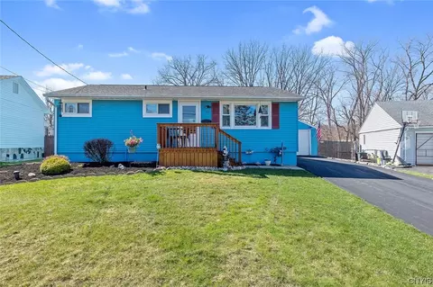 22 Cotty Dr, East Syracuse, NY 13057