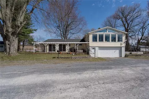 23634 Us Route 11, Pamelia, NY 13616