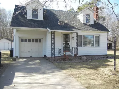 6169 Blue St, Glenfield, NY 13343