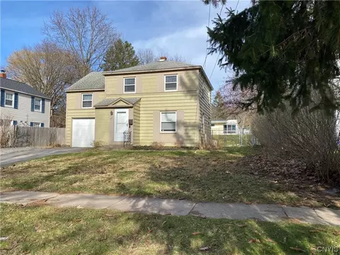 1419 Comstock Ave, Syracuse, NY 13210