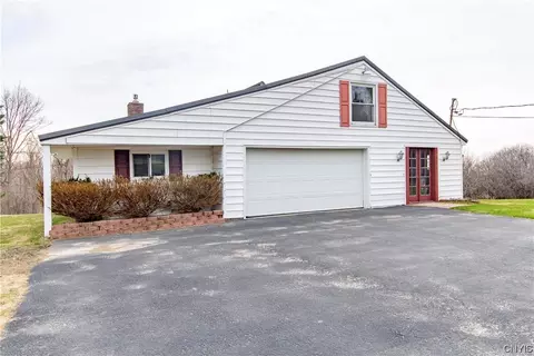 25806 Middle Rd, Watertown, NY 13601
