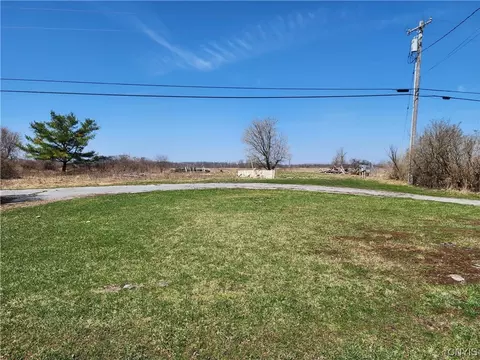 513 State Highway 37, Hammond, NY 13646