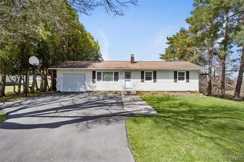 9359 Butler Rd, Paris, NY 13456