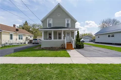 132 E Division St, Watertown, NY 13601