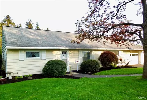 104 Lee St, Salina, NY 13088
