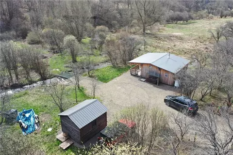 6712 Morgan Hollow Rd, Franklinville, NY 14737