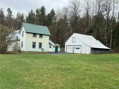 440 Oswegatchie Trail Rd, Oswegatchie, NY 13670