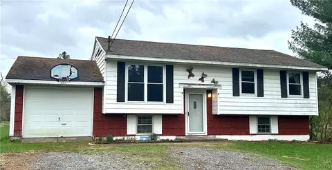 6428 W Carter Rd, Rome, NY 13440
