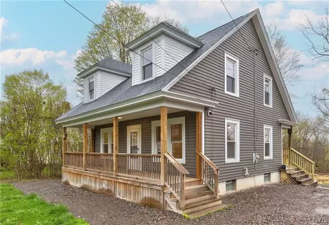 5445 Solvay Rd, Tully, NY 13159