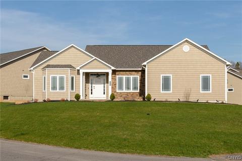 155 Edwards Falls Ln, Manlius, NY 13104