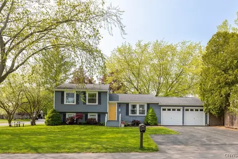 123 Seabreeze Dr, Salina, NY 13090