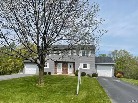 134 Hagan Cir, Oneida, NY 13421
