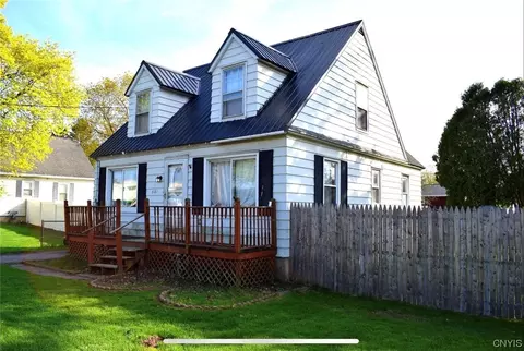 621 7th North St, Salina, NY 13088