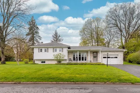 698 Forest Ave, Fulton, NY 13069