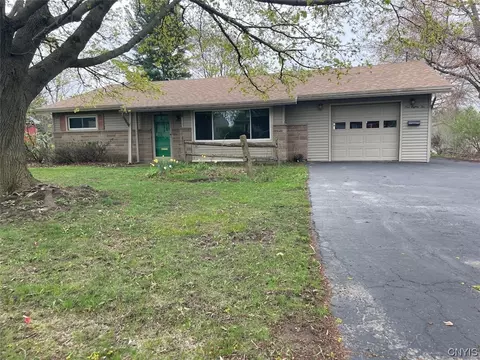 182 E Albany St, Oswego, NY 13126