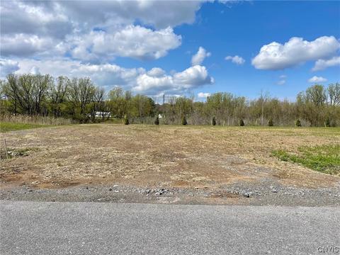 46 Merrimac Street, New Hartford, NY 13413