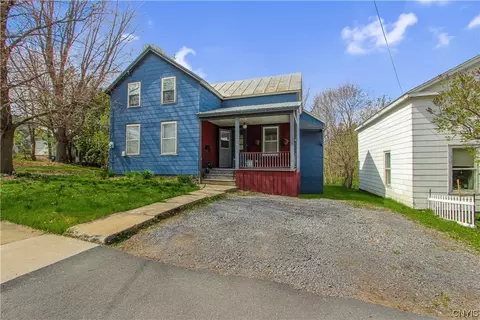5437 Stowe St, Lowville, NY 13367