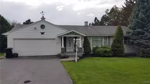 211 Old Liverpool Rd, Salina, NY 13088