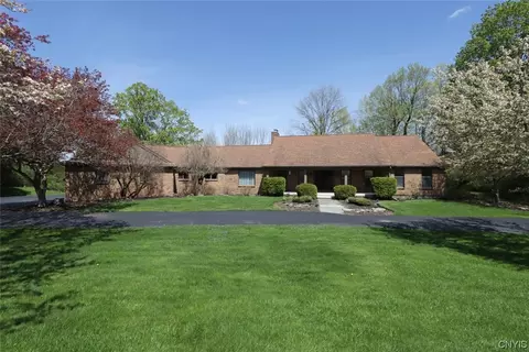 6939 Lyme Kiln Rd, Dewitt, NY 13066