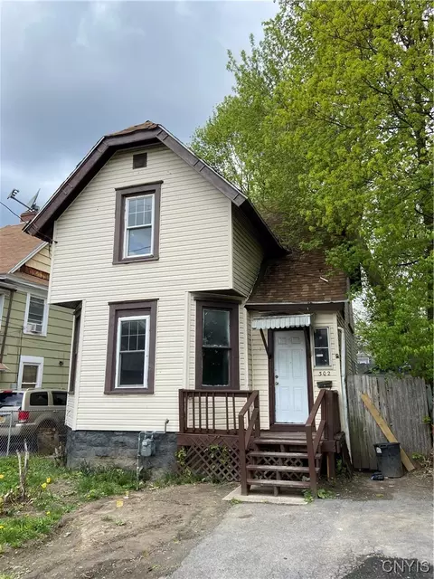 302 Rowland St, Syracuse, NY 13204