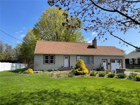 508 W Hamilton Ave, Sherrill, NY 13461