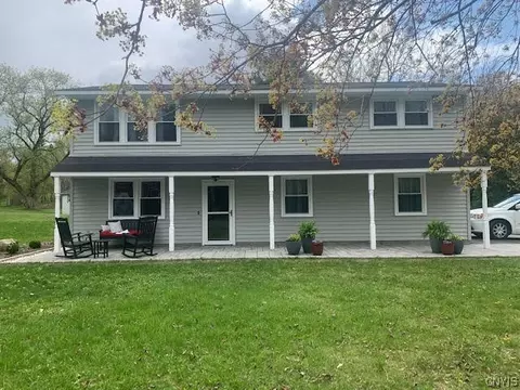 2454 Candlewick Ln, Marcellus, NY 13108