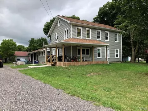 4425 Pompey Center Rd, Manlius, NY 13104