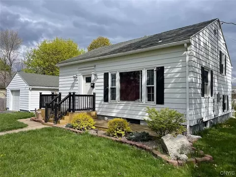 1503 York St, Utica, NY 13502