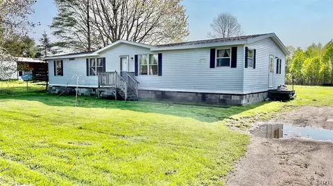 1560 County Route 6, Volney, NY 13069