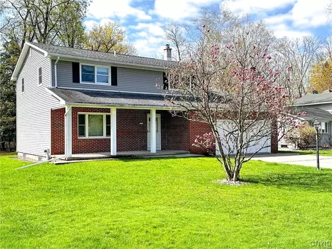 33 Capardo Dr, Whitestown, NY 13492