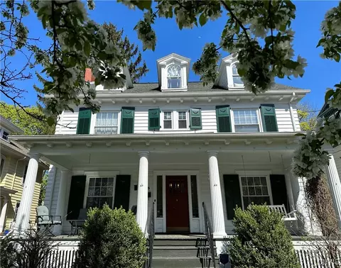 635 Allen St, Syracuse, NY 13210